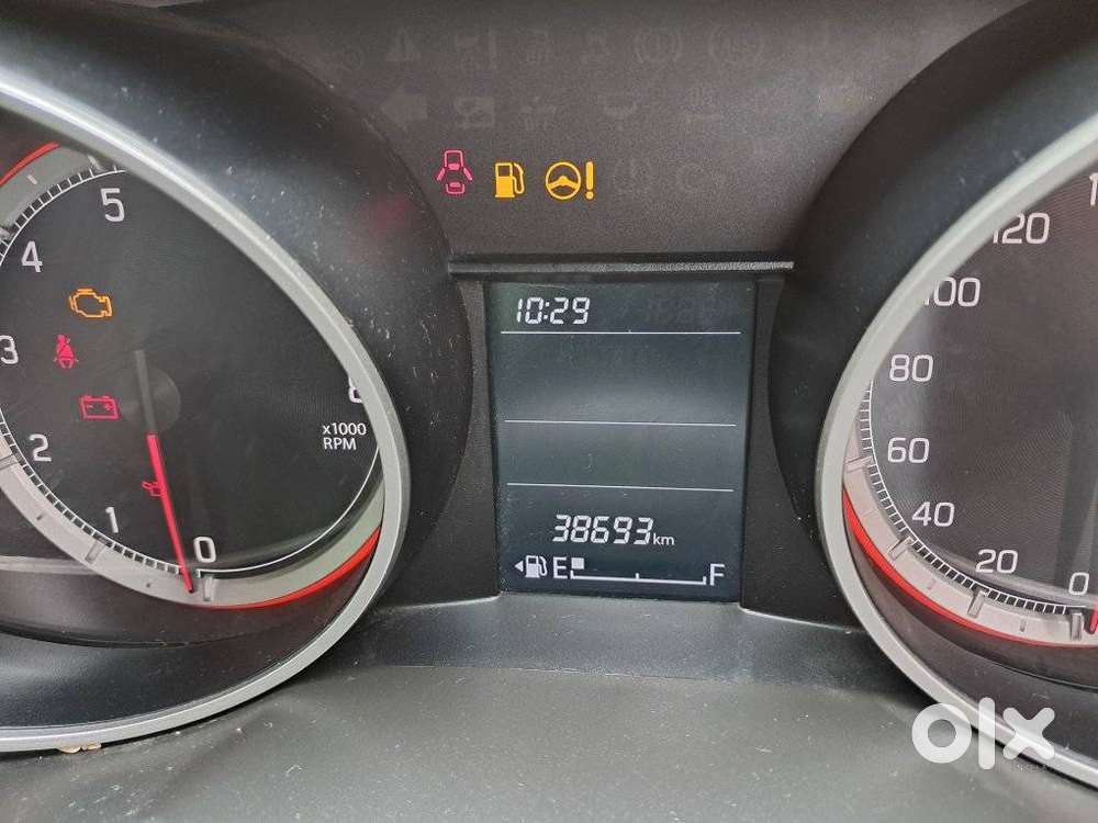 Maruti Suzuki Swift Vxi Optional, 2020, Petrol