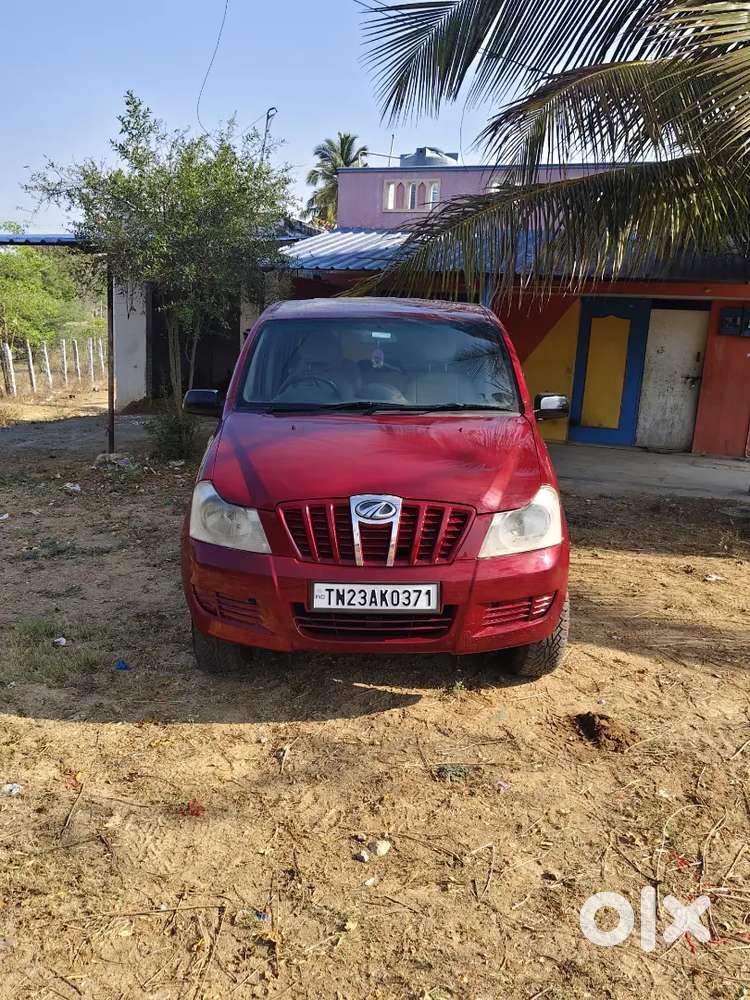 Mahindra Xylo 2010