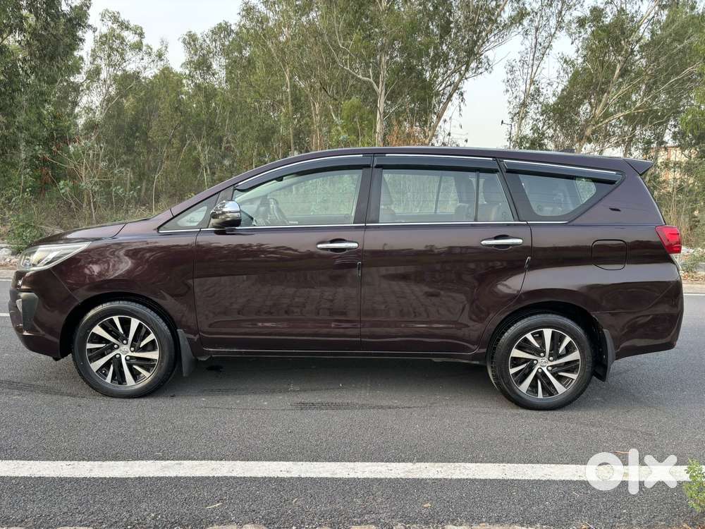 Toyota Innova Crysta 2.4 Z 7 Str, 2022, Diesel