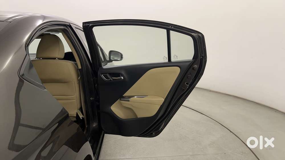 Honda City 1.5 Zx Cvt I-vtec, 2017, Petrol
