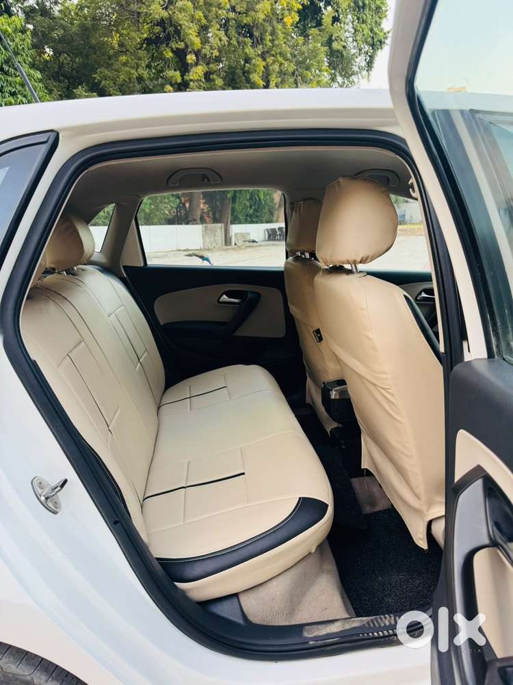 Volkswagen Polo Petrol Highline 1.6l, 2012, Diesel