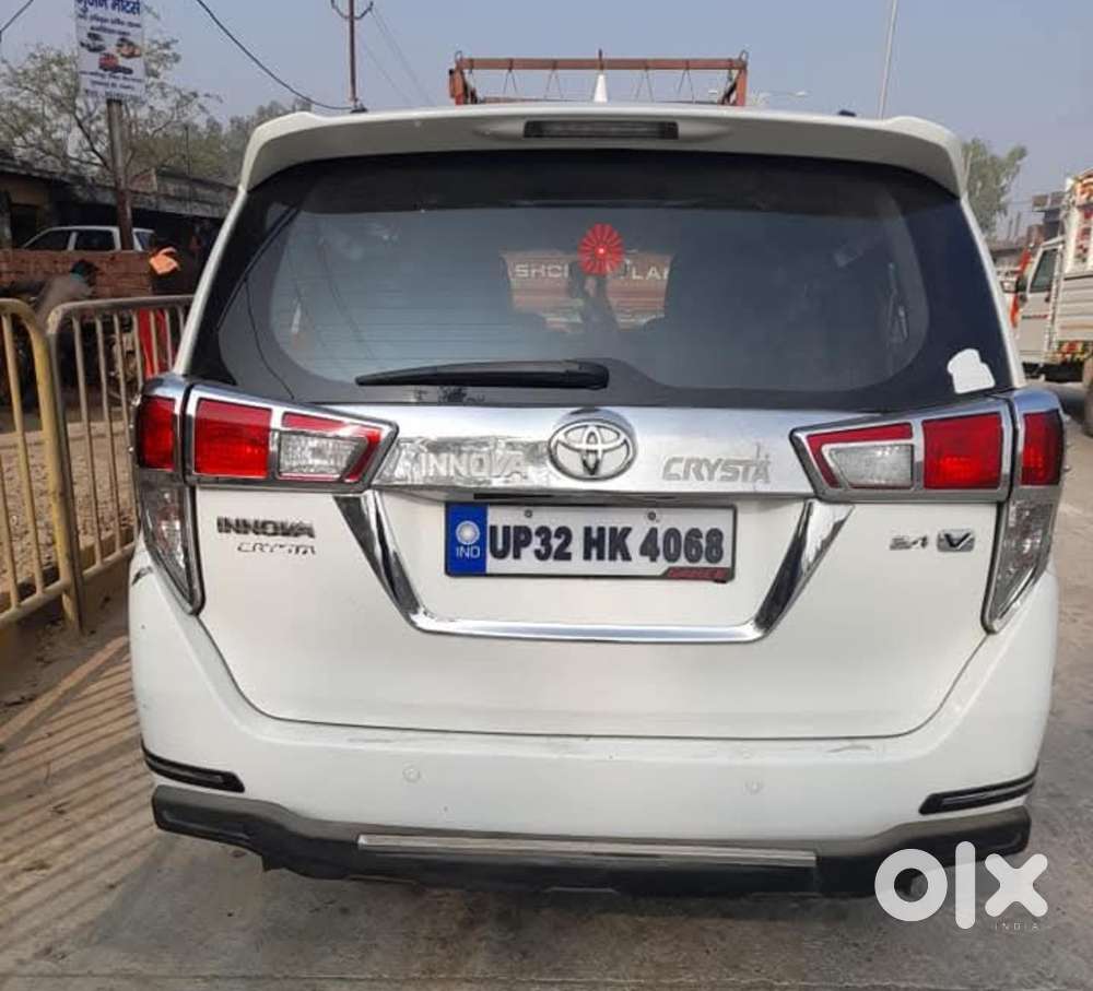 Toyota Innova Crysta 2.4 V, 2016, Diesel