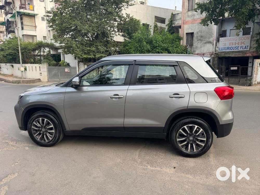 Maruti Suzuki Brezza 1.5 Zxi Smart Hybrid, 2022, Petrol