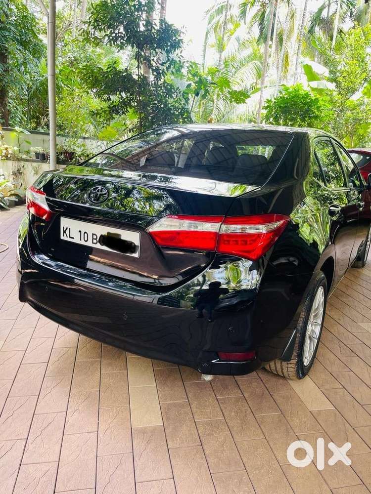 Toyota Corolla Altis 2015 Diesel Well Maintained