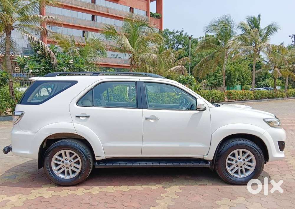 Toyota Fortuner 3.0 4x2 Automatic, 2012, Diesel