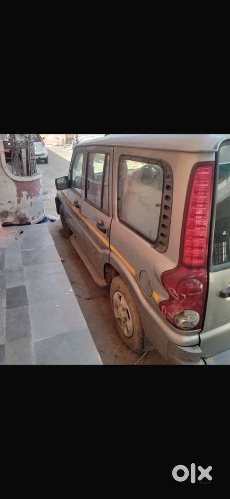 Mahindra Scorpio Classic 2013 Diesel Well Maintained