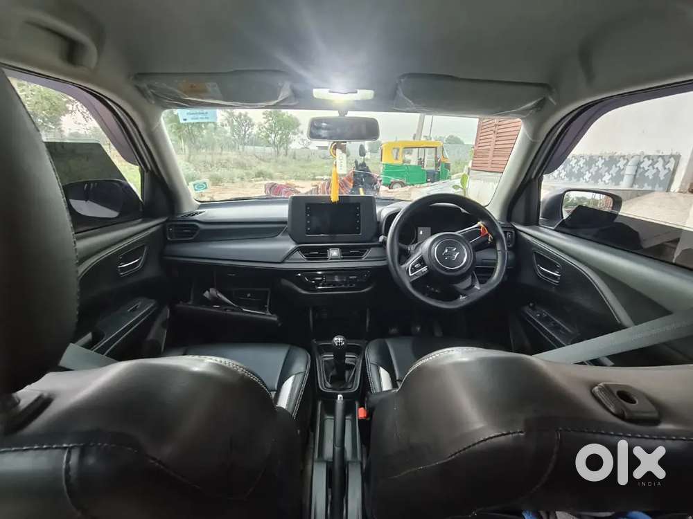 Maruti Suzuki Swift Vxi 2025