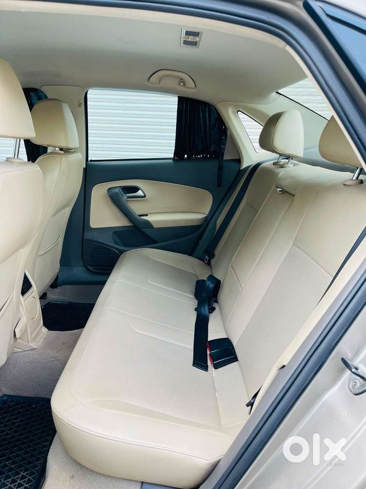 Volkswagen Vento 1.2 Tsi Highline Plus At, 2016, Petrol