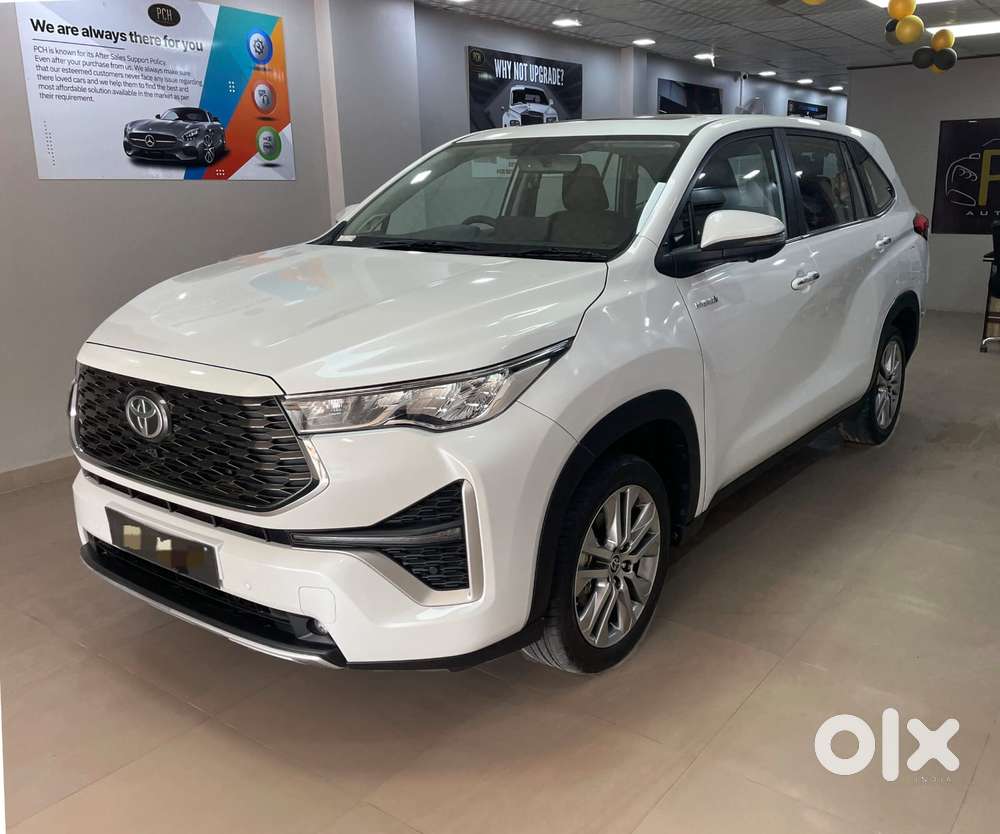 Toyota Innova Hycross 2.0 Zx (o) Hybrid 7 Str, 2024, Petrol