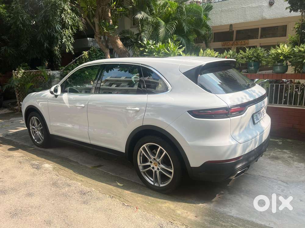 Porsche Cayenne Platinum Edition, 2022, Petrol