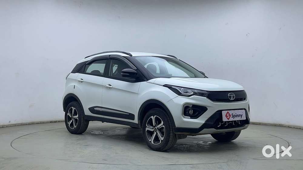 Tata Nexon 1.2 Revotron Xza Plus, 2023, Petrol