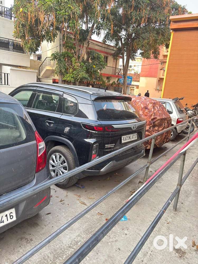 Toyota Urban Cruiser Hyryder 2024 Petrol 11985 Km Driven