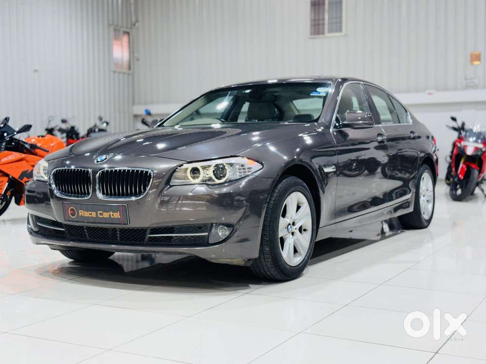 Bmw 5 Series 523i Sedan, 2010, Petrol
