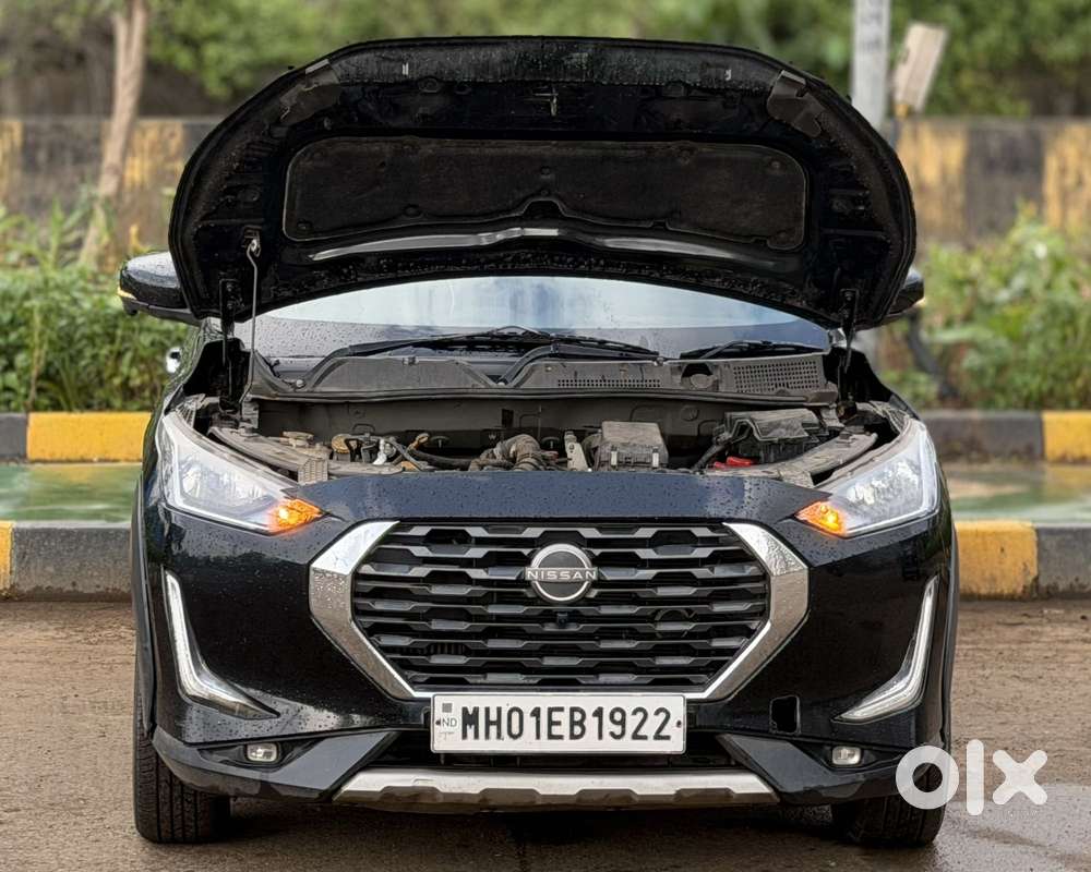 Nissan Magnite 1.0 Xv Premium, 2022, Petrol