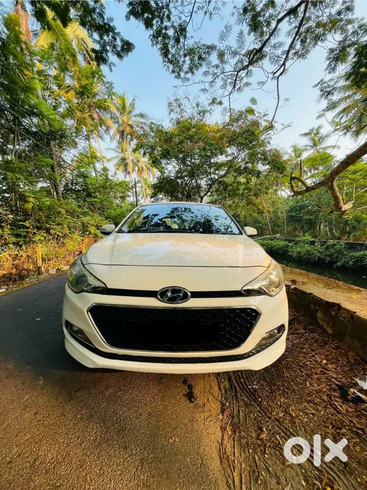 Hyundai Elite I20 (2016) Petrol And Cng(200 + Km Mileage On Full Tank)