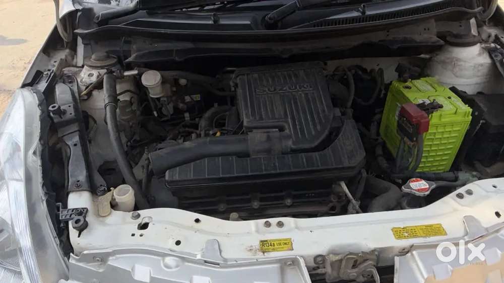Maruti Suzuki Swift Vxi 2015
