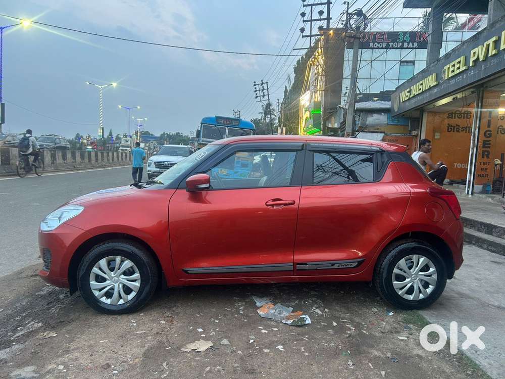 Maruti Suzuki Swift 1.2 Vxi (o), 2023, Petrol