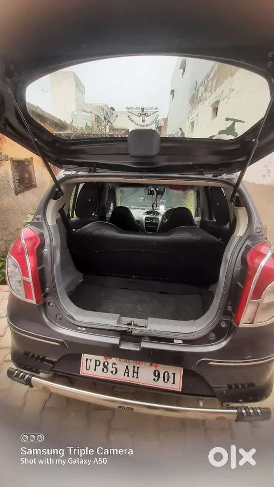 Well Maintain, Clean Interior And Engine.