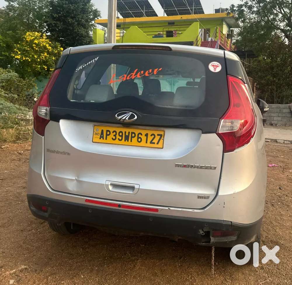 Mahindra Marazzo, 8seater