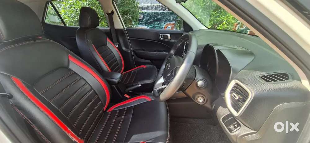Hyundai Venue 2021 Diesel Well Maintained