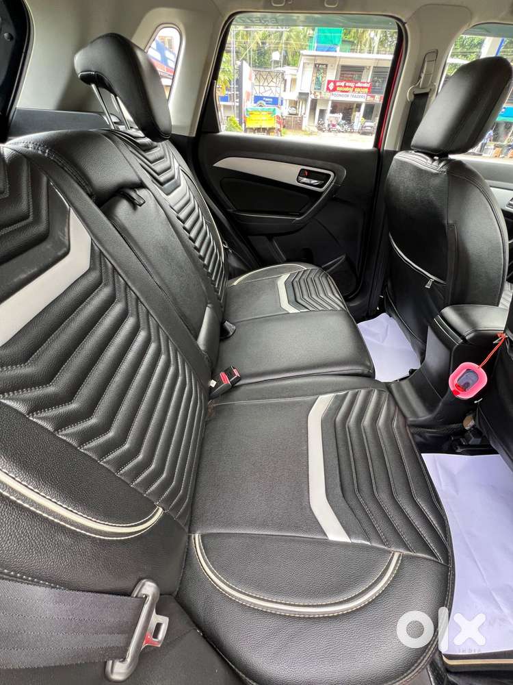 Maruti Suzuki Brezza 1.5 Zxi Plus At Smart Hybrid Dual Tone, 2020, P..