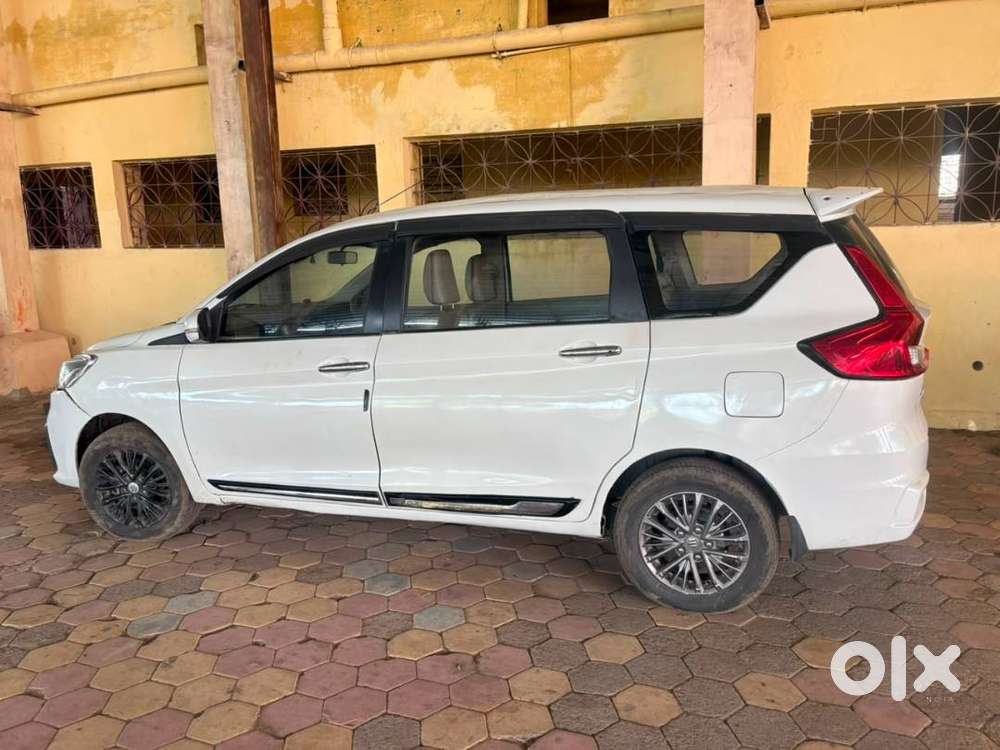 Maruti Suzuki Ertiga 2022 Petrol Well Maintained