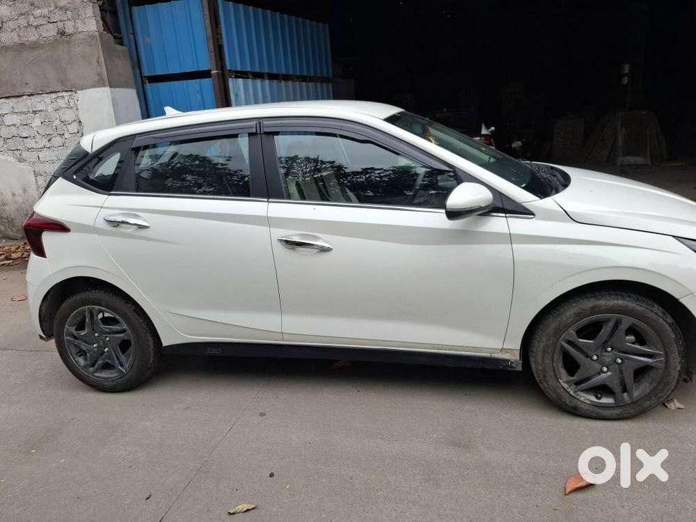 Hyundai New I20 1.5 Sportz Mt, 2023, Petrol