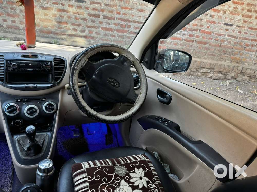 Old Is Gold I10 Magna Black