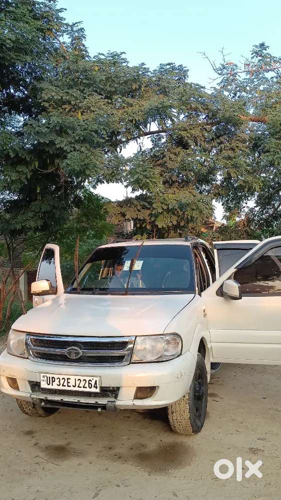 Tata Safari Dicor 2012