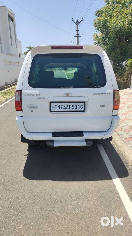 Chevrolet Tavera Neo 3 Ls 10 Seats Bsiv, 2014, Diesel