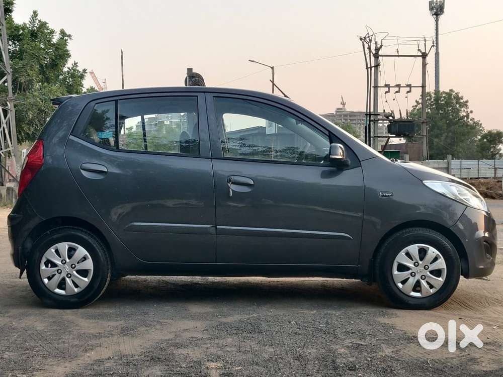 Hyundai I10 Sportz At, 2011, Petrol
