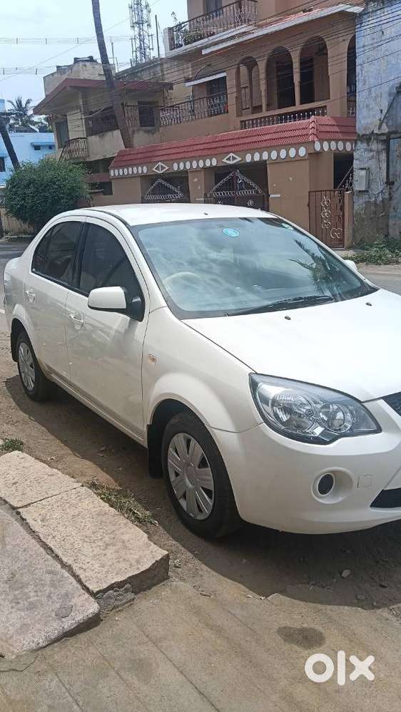 Ford Fiesta Classic 1.6 Lxi, 2012, Petrol