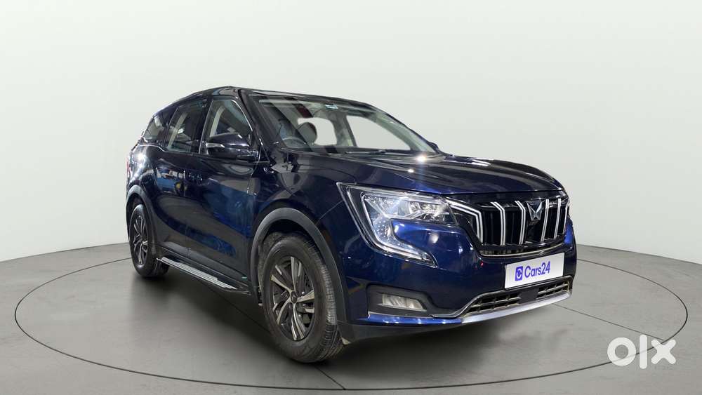 Mahindra Xuv700 2.0 Ax 5 Petrol Mt 7 Str, 2021, Petrol