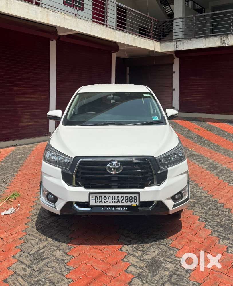 Toyota Innova Crysta 2017
