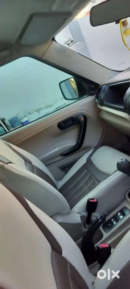 Mahindra Tuv 300 2016 Diesel 91000 Km Driven