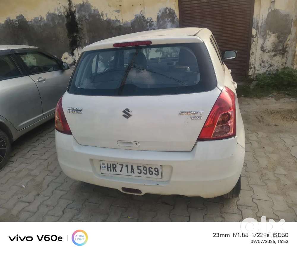 Maruti Suzuki Swift 1.2 2011