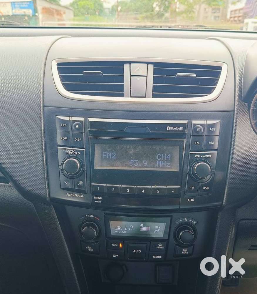 Maruti Suzuki Swift Zxi, 2017, Petrol
