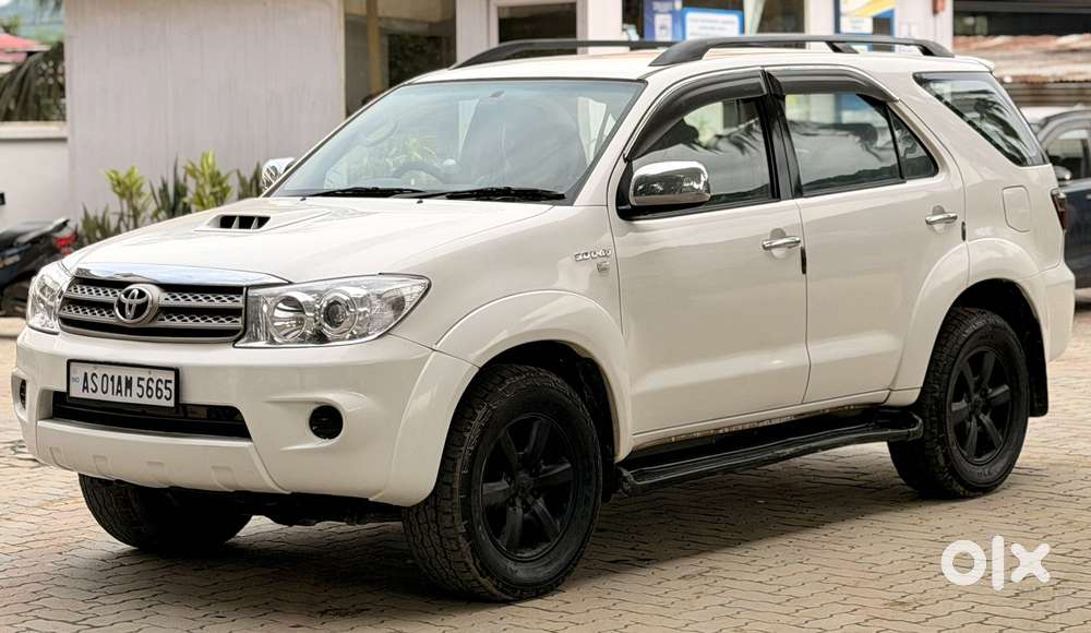 Toyota Fortuner 3.0 4x4 Manual, 2010, Diesel