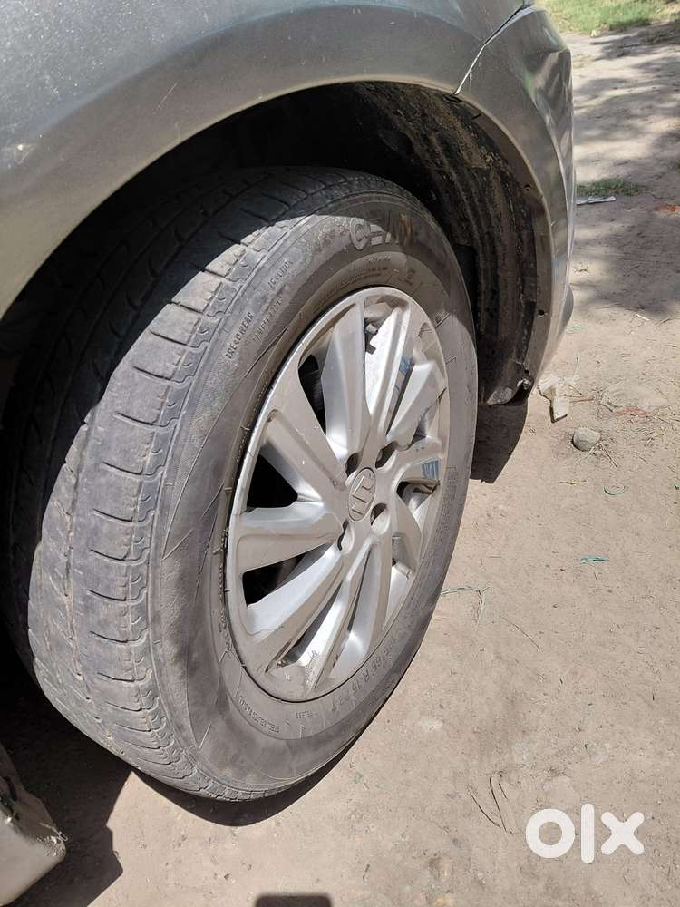Maruti Suzuki Dzire Ags Zdi Plus, 2015, Diesel