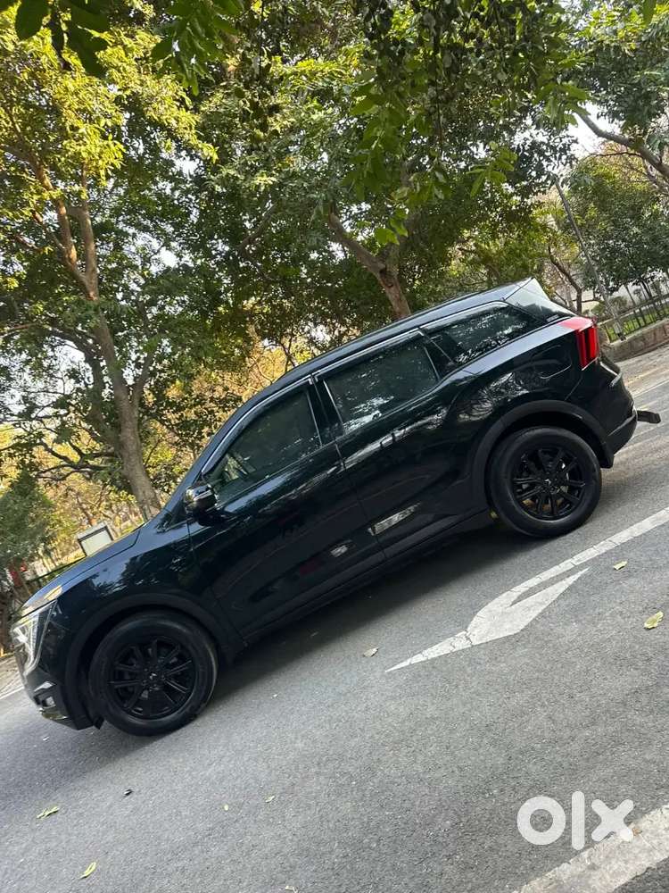 Mahindra Xuv700 2024 Diesel Car