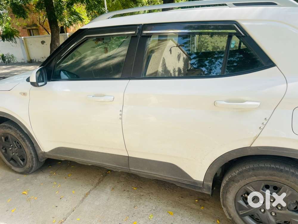Hyundai Venue Petrol 2024 Model