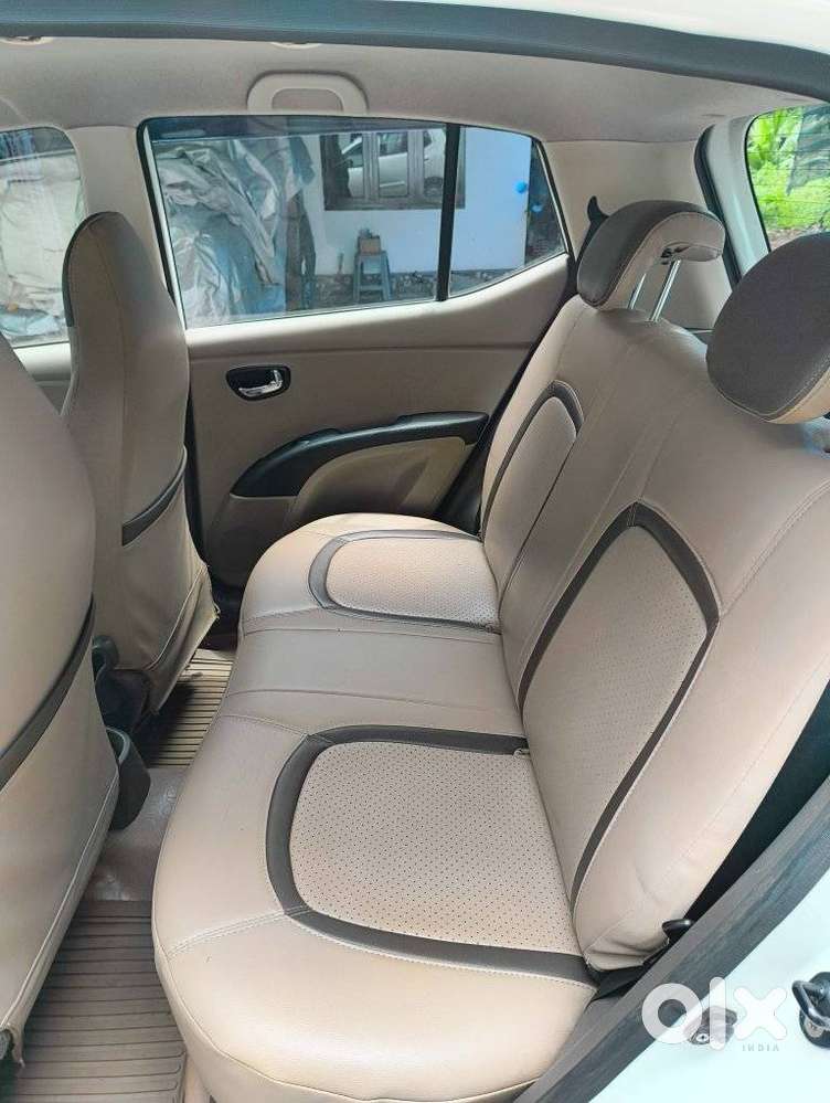 Hyundai I10 Sportz At, 2012, Petrol