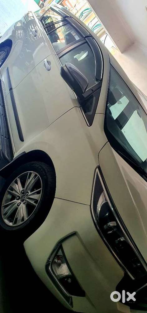 Toyota Innova Crysta 2.8 Zx At 7 Seater, 2019, Diesel