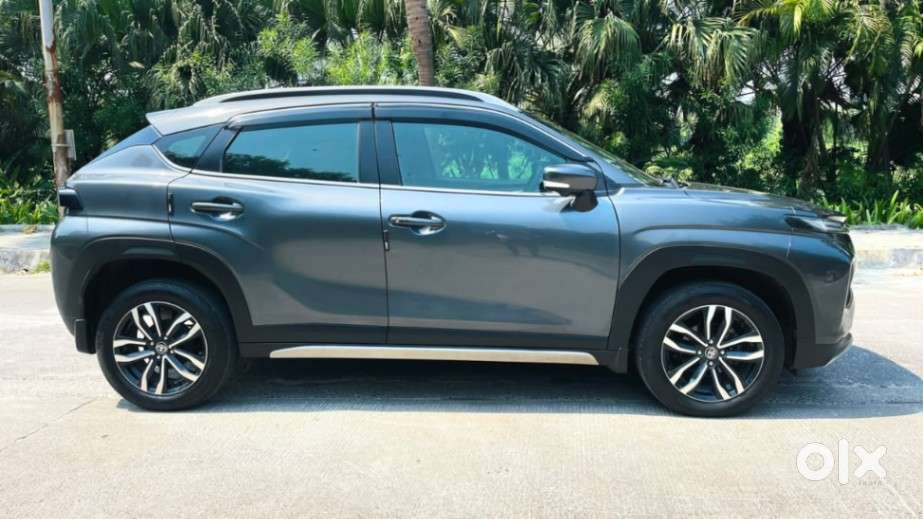 Toyota Urban Cruiser Taisor V 1.0 Petrol At, 2025, Petrol