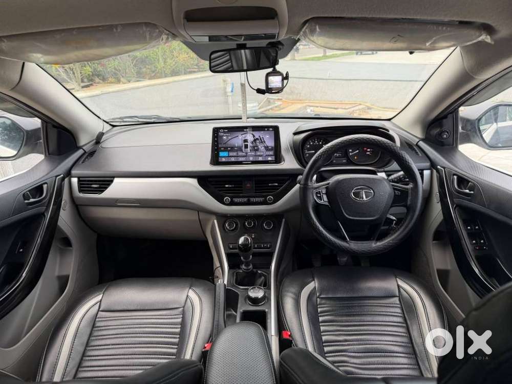 Tata Nexon, 2018, Petrol