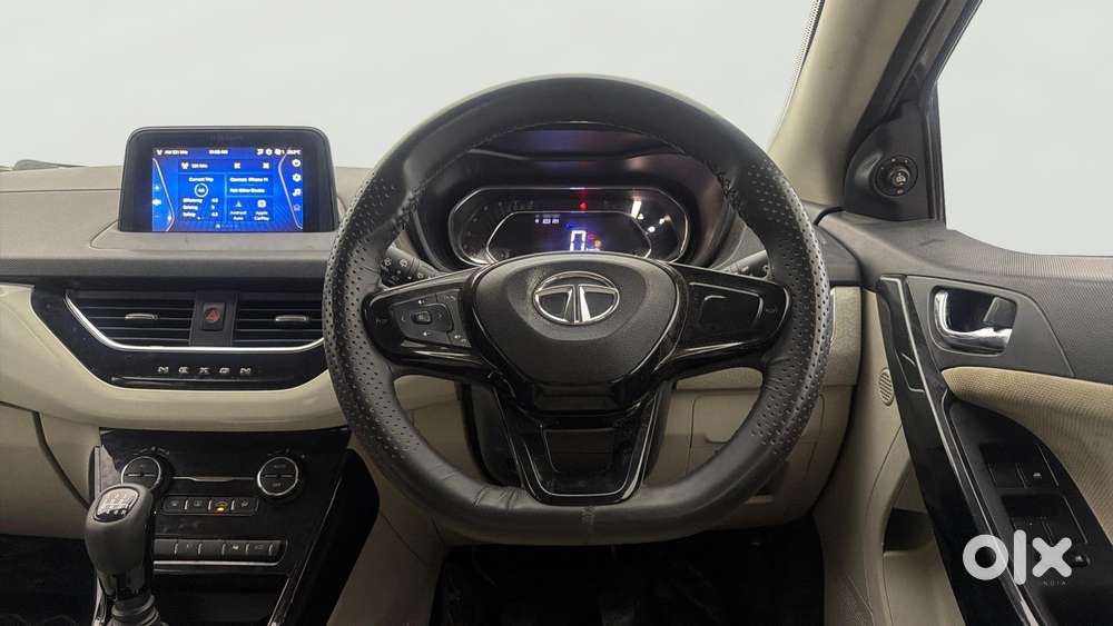 Tata Nexon 1.2 Revotron Xz Plus, 2022, Petrol