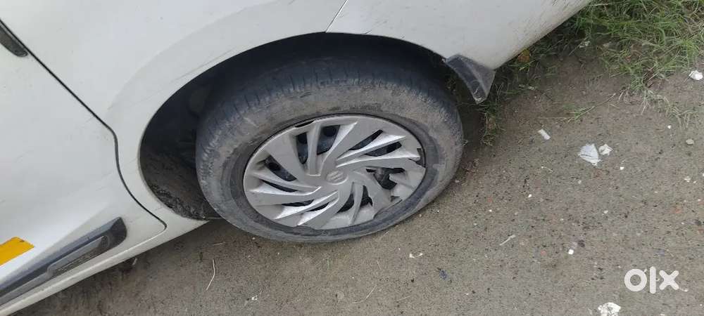 Maruti Suzuki Ertiga Vxi 2025