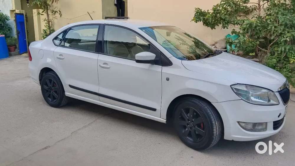 Skoda Rapid Ambition 2013 Diesel