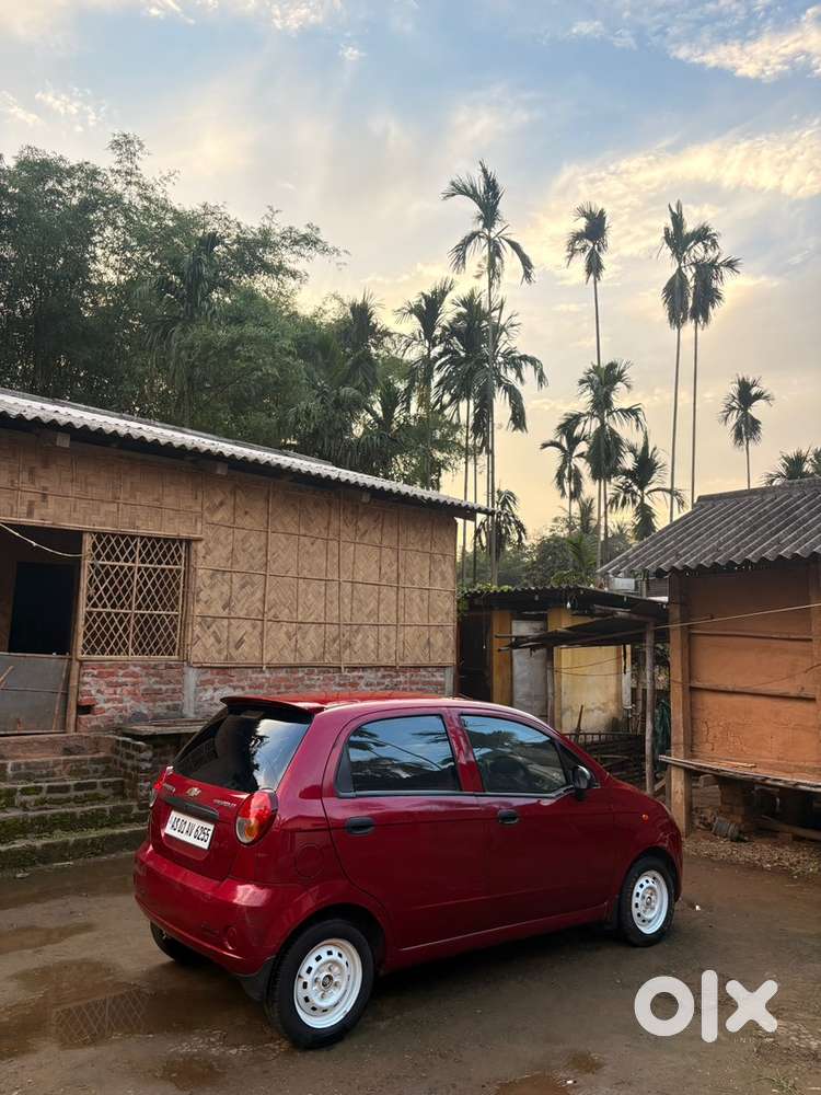 Chevrolet Spark 2011 Petrol Well Maintained