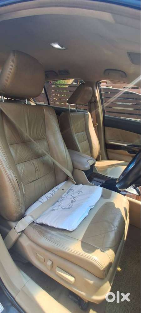 Honda Accord 2.4 Vtec Automatic  Black Beauty, Premium, Executive